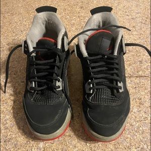 COPY - Nike Air Jordan Retro 4 Bred GS size 6.5y